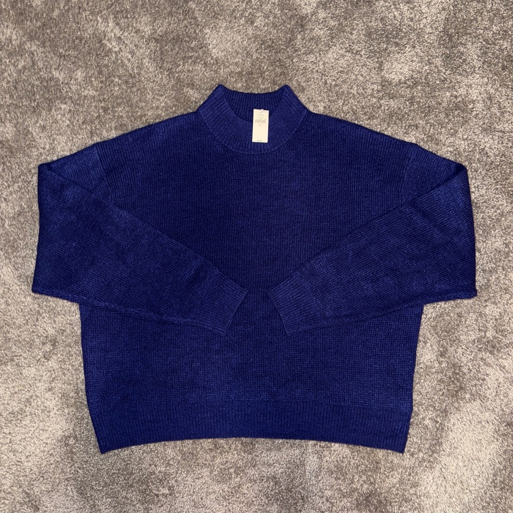 GAP NWT Women's Navy Sweater